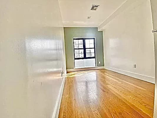 296 Powers Street #3L, Brooklyn, NY 11211 2