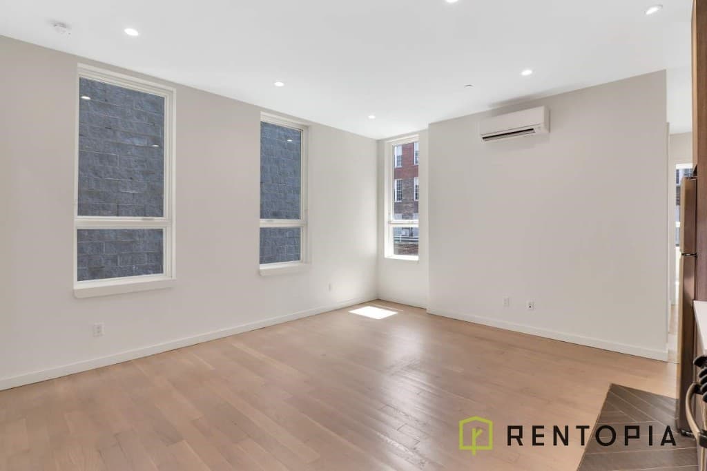 194 South 2 Street #4A, Brooklyn, NY 11211 1