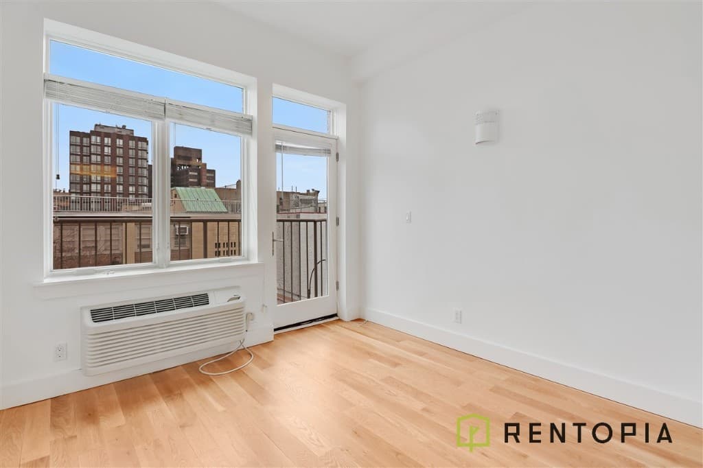 91 Varet Street #3B, Brooklyn, NY 11206 1
