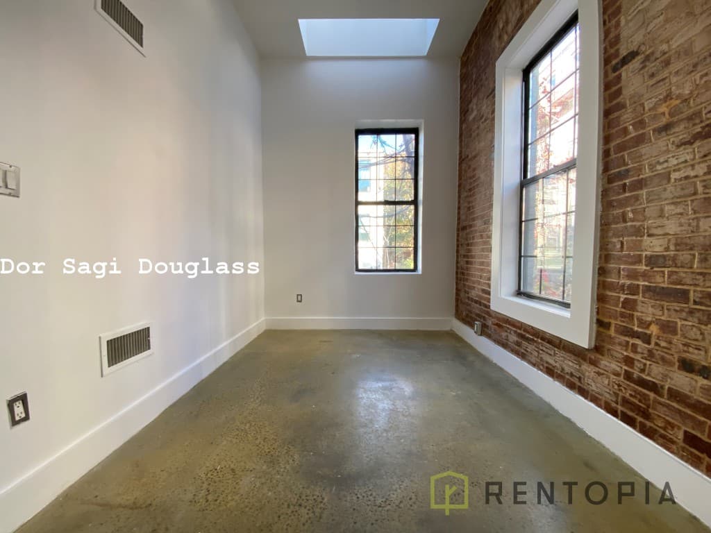 753 Lexington Avenue #1D, Brooklyn, NY 11221 - Image 2