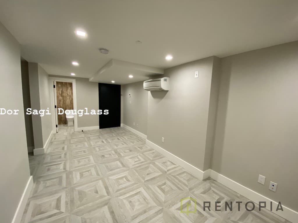 199 Stockholm Street #1B, Brooklyn, NY 11237 12