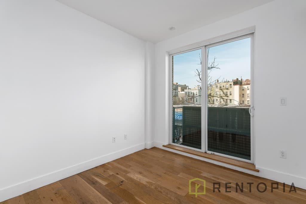 246 Johnson Avenue #4B, Brooklyn, NY 11206 1