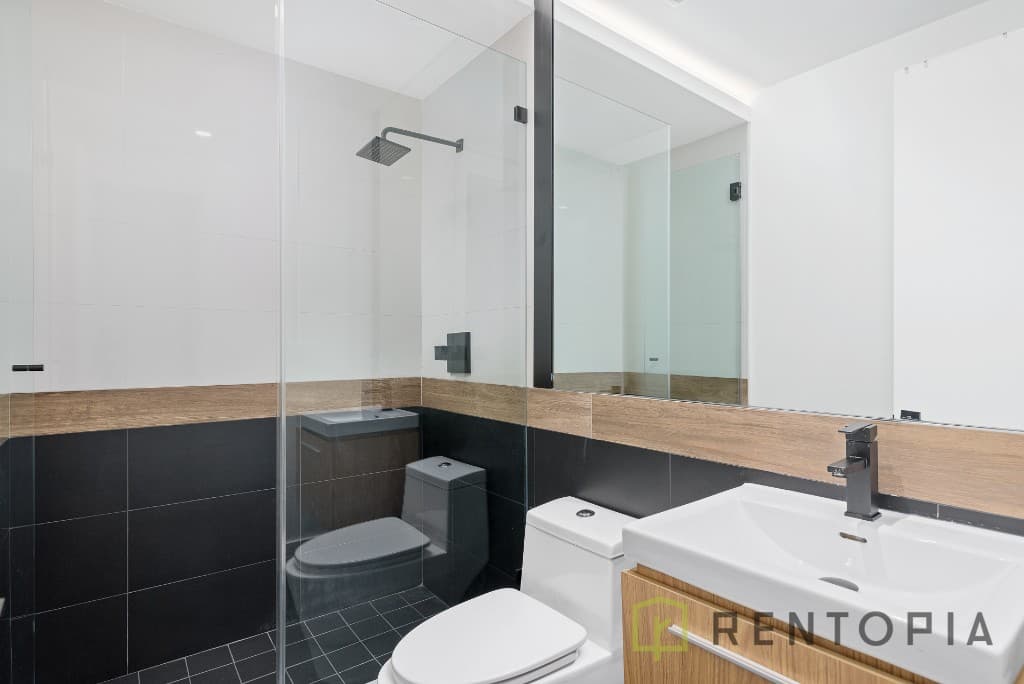 246 Johnson Avenue #4B, Brooklyn, NY 11206 3