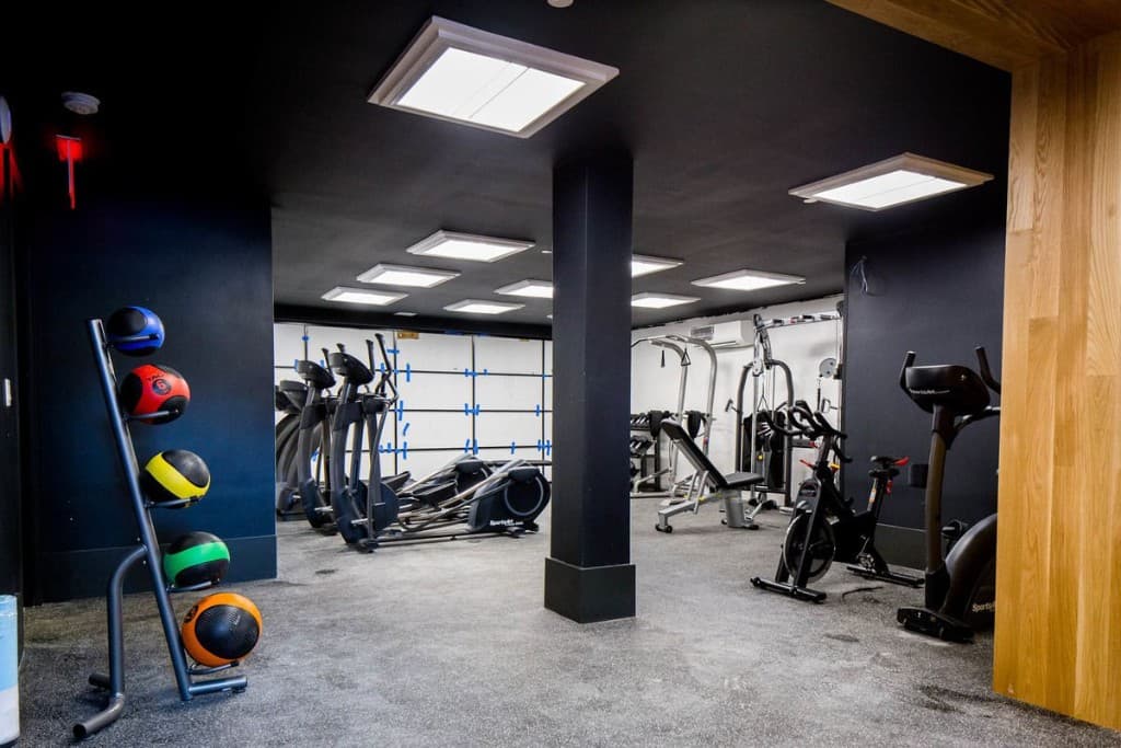 246 Johnson Avenue #4B, Brooklyn, NY 11206 11