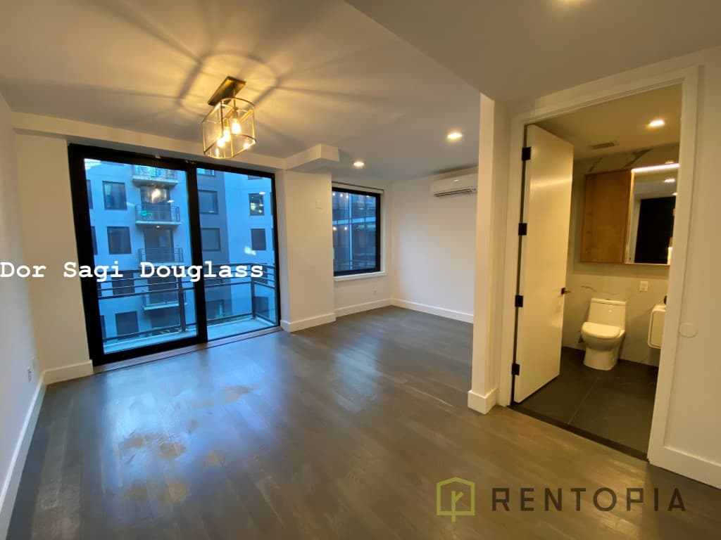 125 Borinquen Place #507, Brooklyn, NY 11211 1