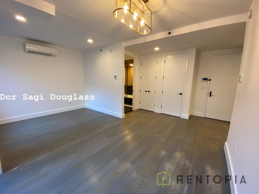 125 Borinquen Place #507, Brooklyn, NY 11211 3