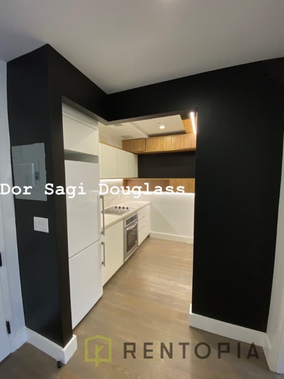 125 Borinquen Place #507, Brooklyn, NY 11211 8