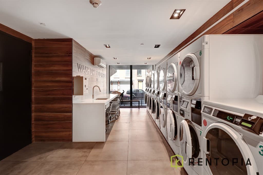 125 Borinquen Place #507, Brooklyn, NY 11211 19