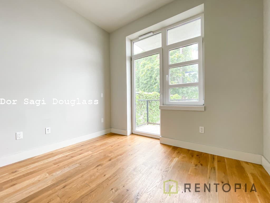 1003 Greene Avenue #7A, Brooklyn, NY 11221 1