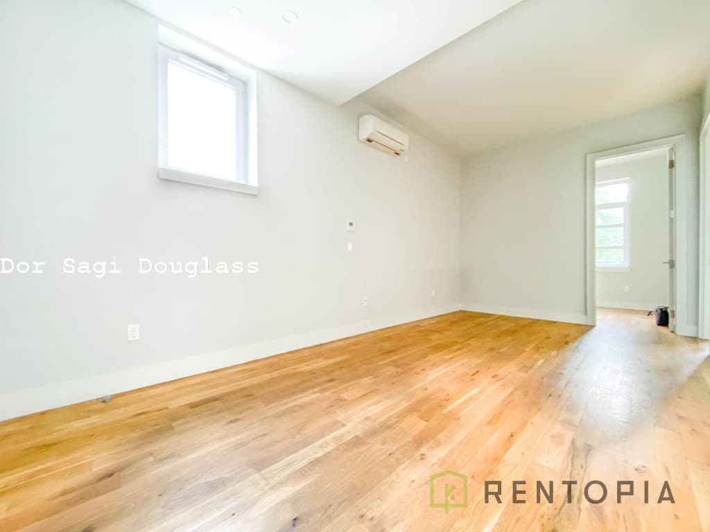 1003 Greene Avenue #7A, Brooklyn, NY 11221 4