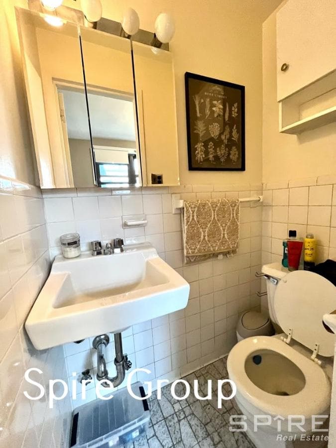 38 West 73 Street #4A, Manhattan, NY 10023 11