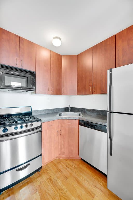 426 West 49 Street #4D, Manhattan, NY 10019 1