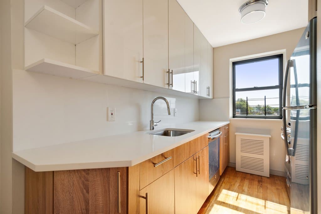 37-55 77 Street #6E, Queens, NY 11372 1