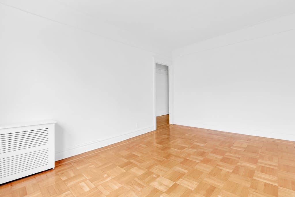 225 East 202 Street #4C, Bronx, NY 10458 2