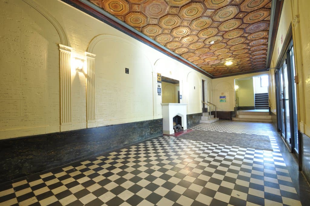 225 East 202 Street #4C, Bronx, NY 10458 9