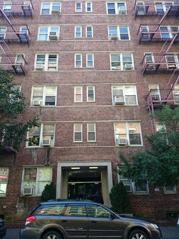 780 Greenwich Street #6R, Manhattan, NY 10014 1