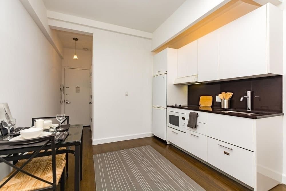 212 West 91 Street #429, Manhattan, NY 10024 1