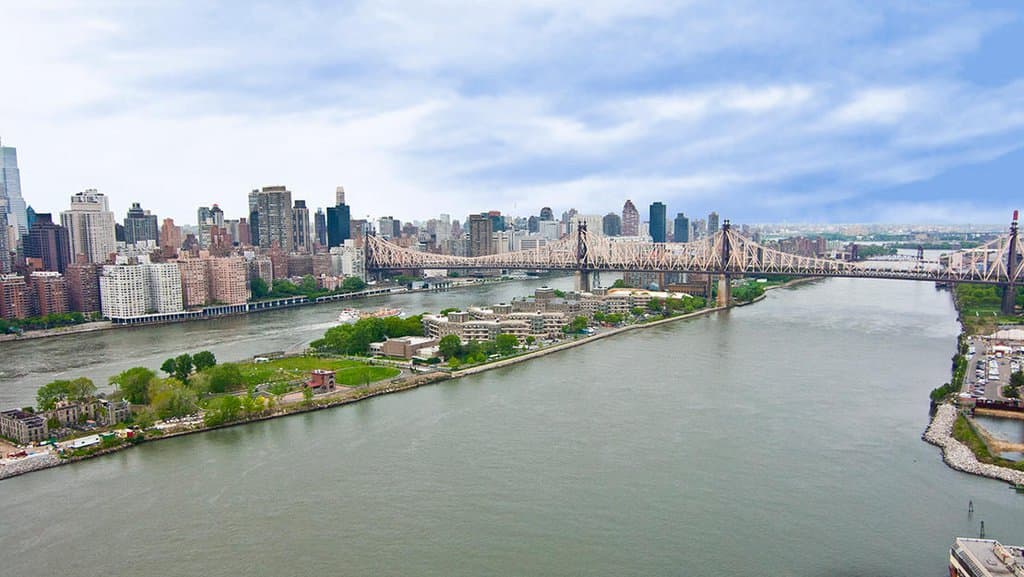 45-40 Center Boulevard #806, Queens, NY 11109 3