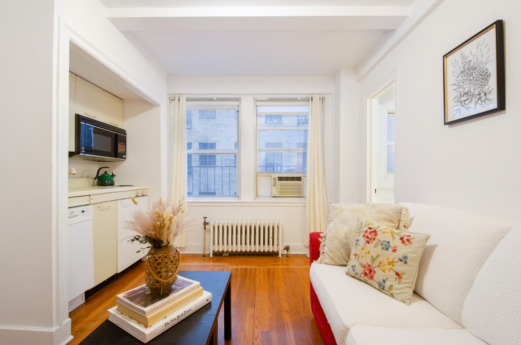 321 East 43 Street #410, Manhattan, NY 10017 1