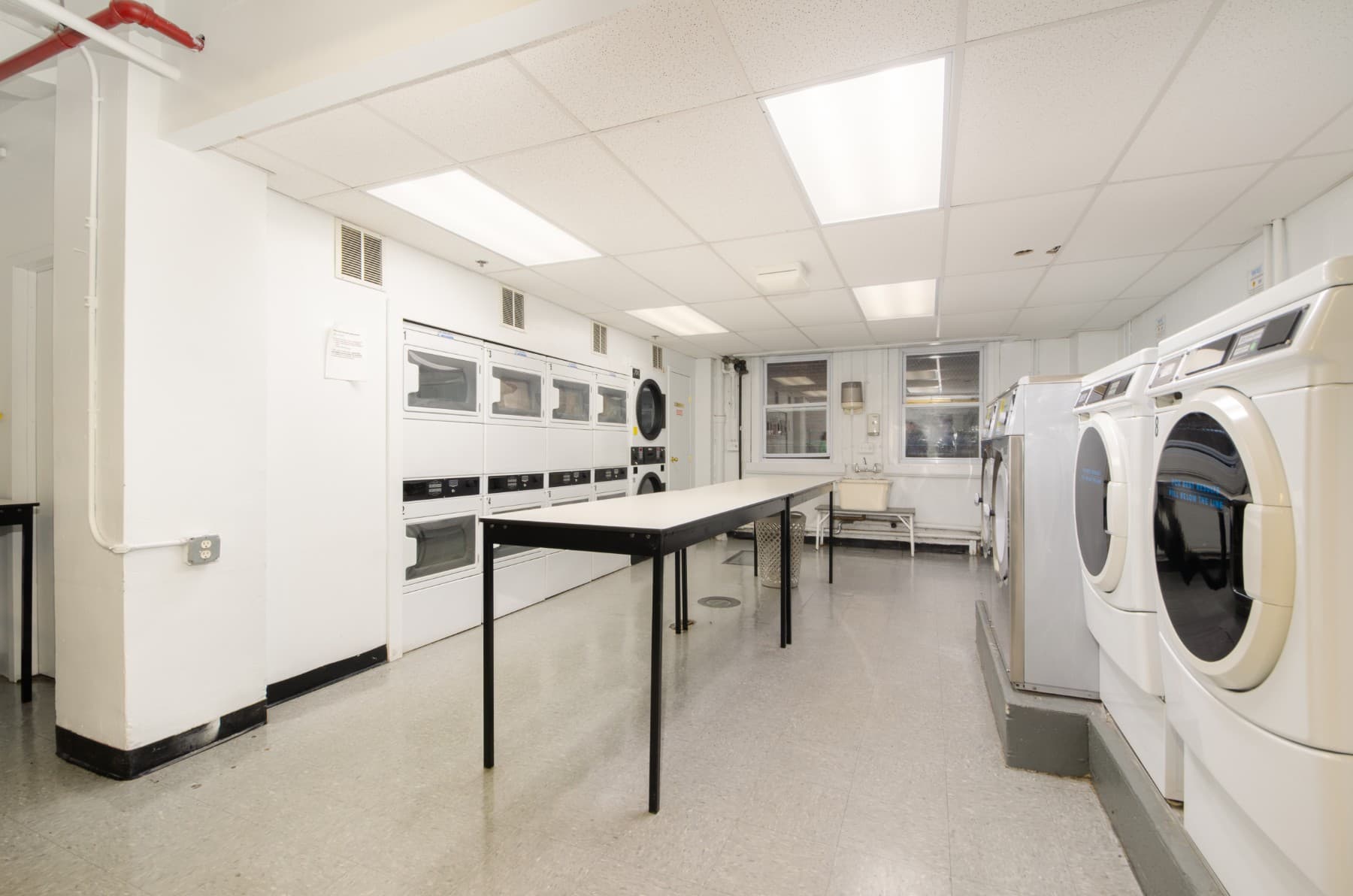 321 East 43 Street #410, Manhattan, NY 10017 5