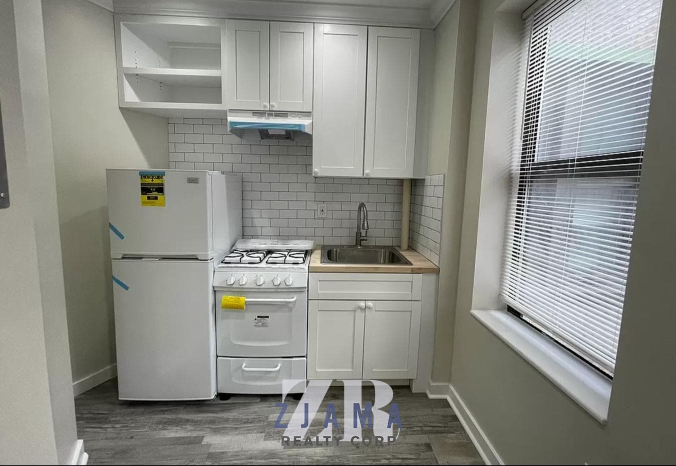 354 Bay Ridge Parkway #2, Brooklyn, NY 11209 2