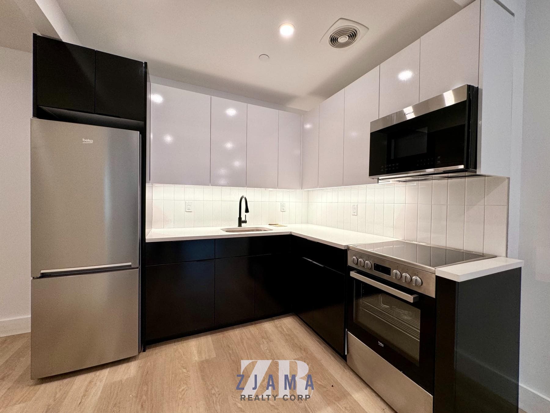 1042 President Street #1A, Brooklyn, NY 11225 1