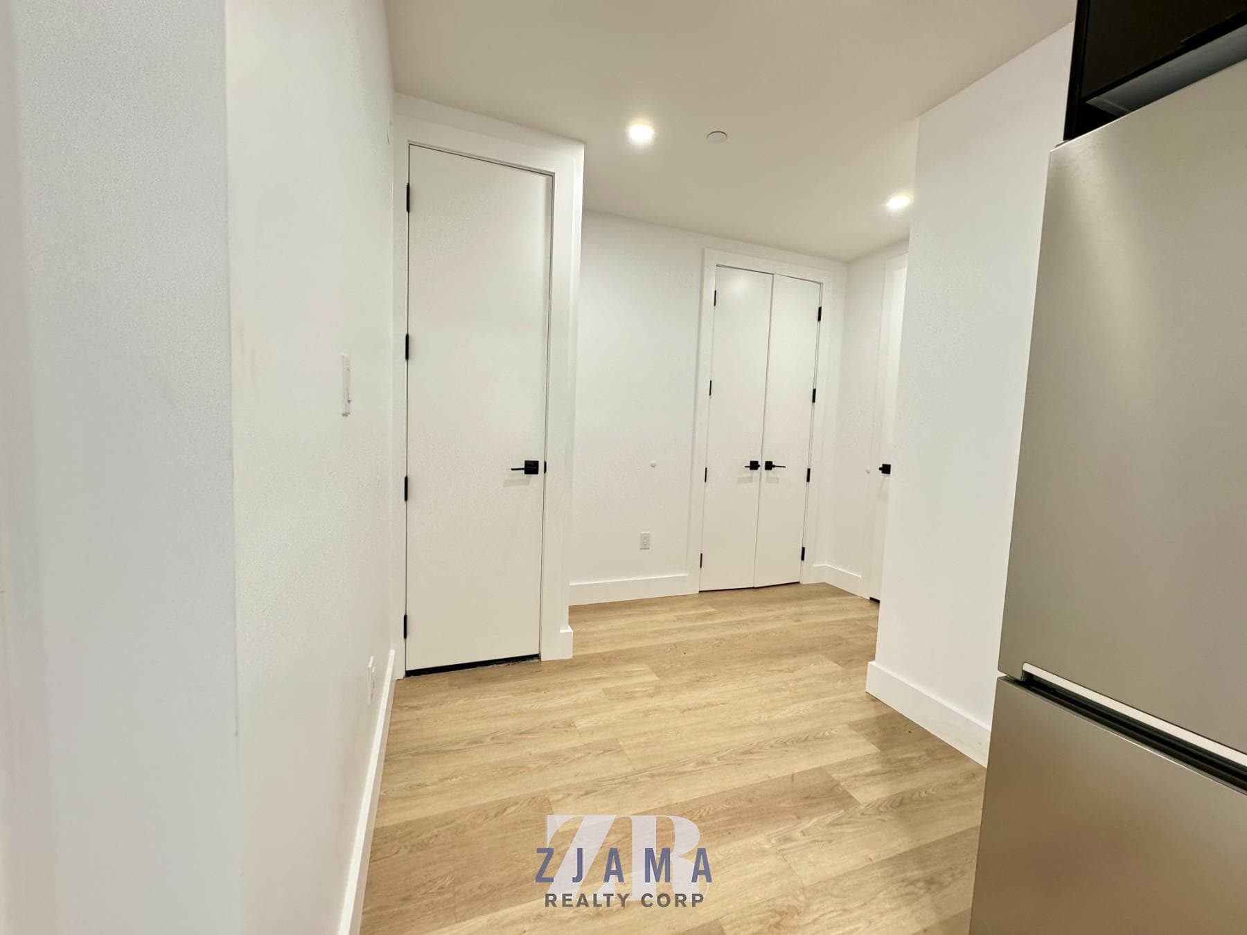 1042 President Street #1A, Brooklyn, NY 11225 8