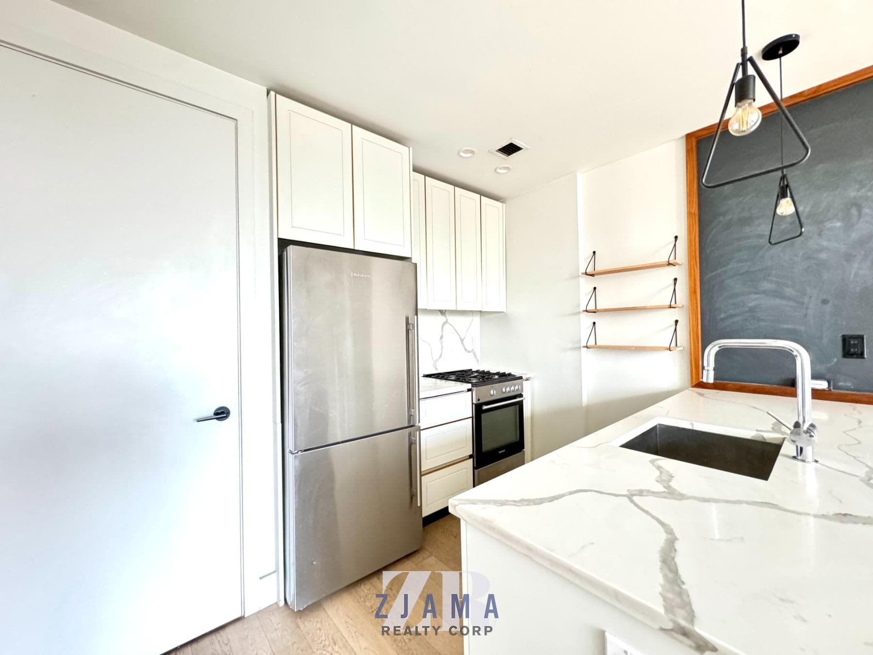 175 19 Street #404, Brooklyn, NY 11215 - Image 1