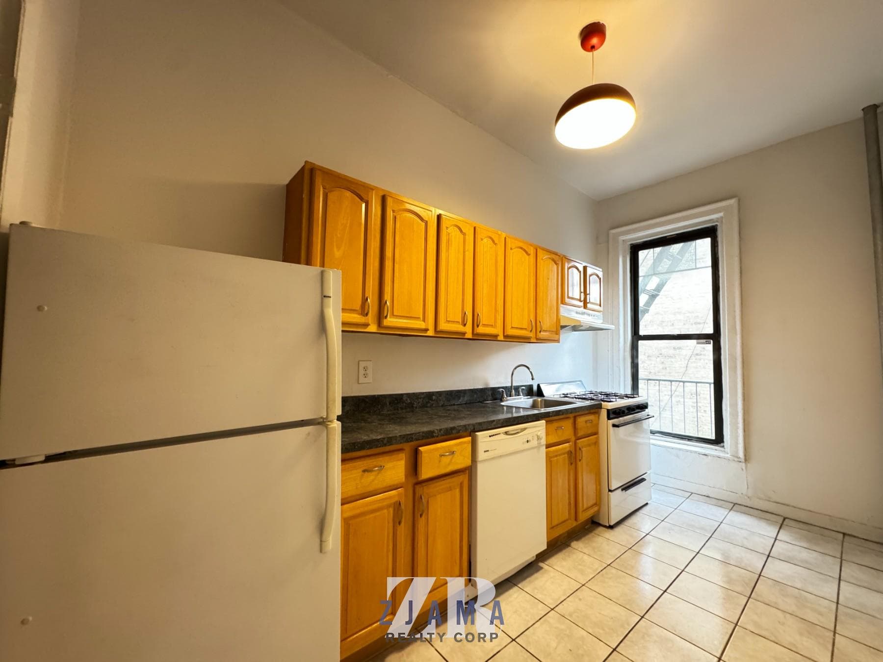 1047 Bedford Avenue #A2, Brooklyn, NY 11216 5