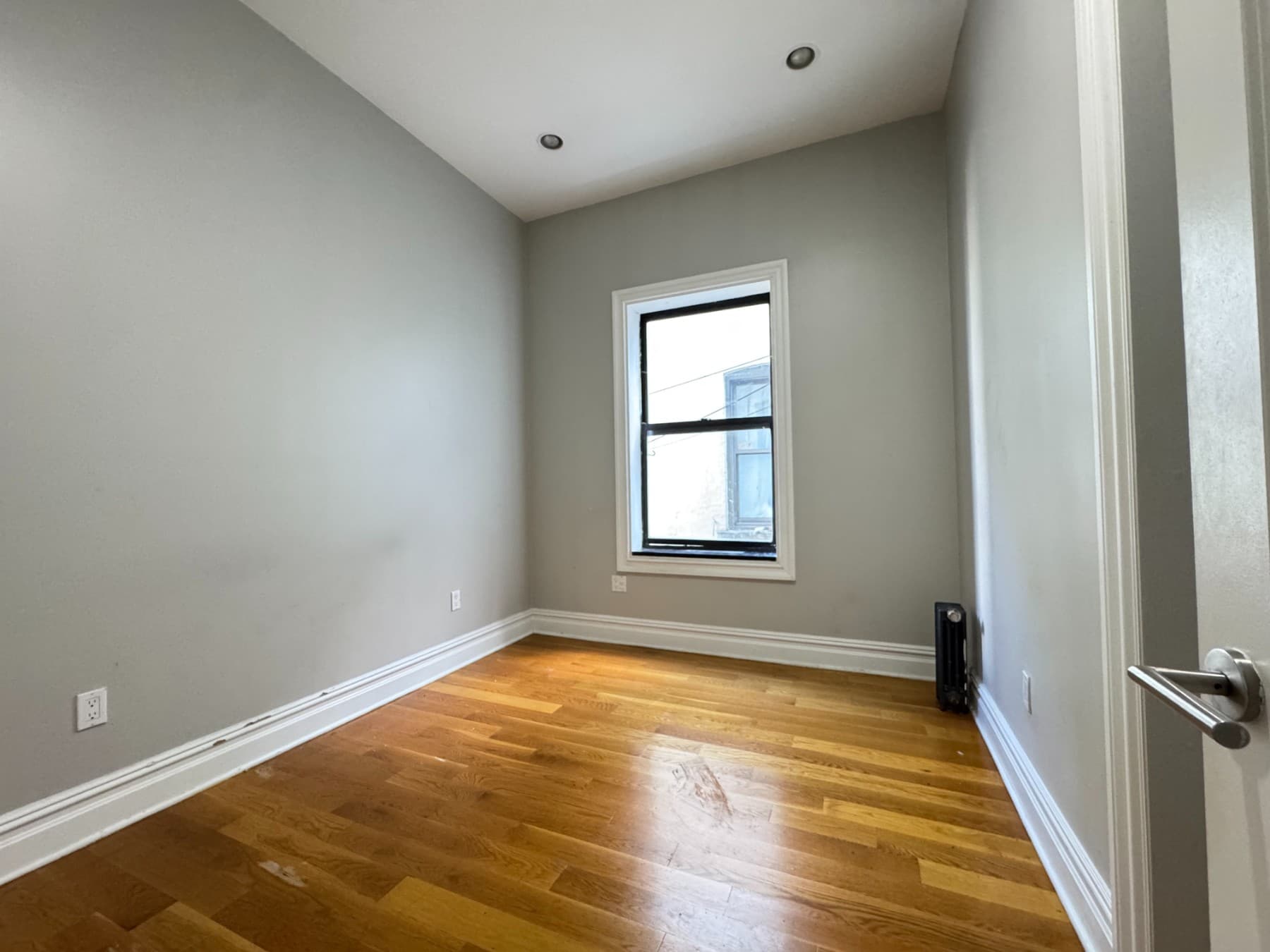 323 Lincoln Place #4R, Brooklyn, NY 11238 11