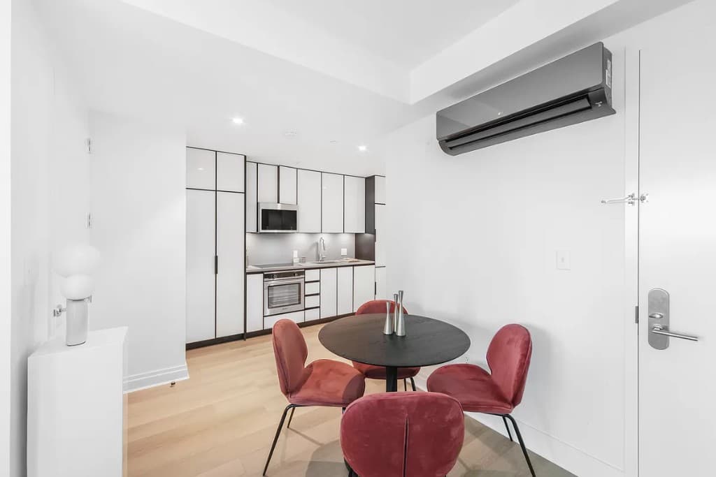 10-29 Jackson Avenue #5A, Queens, NY 11101 5