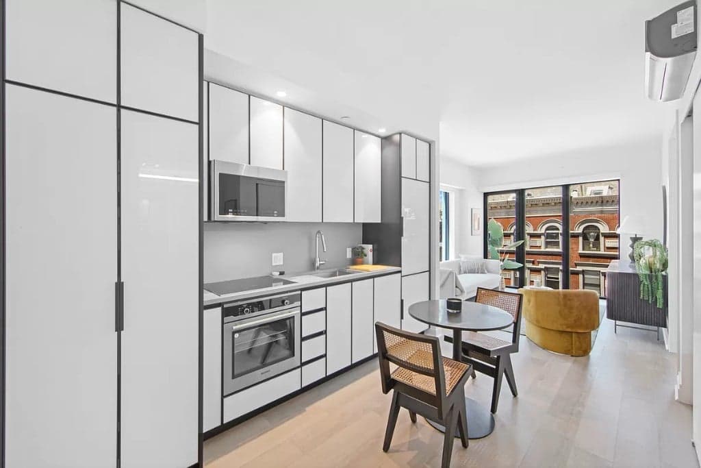 10-29 Jackson Avenue #6E, Queens, NY 11101 1