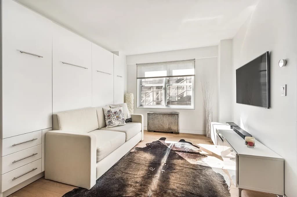 69 5 Avenue #5G, Manhattan, NY 10003 4