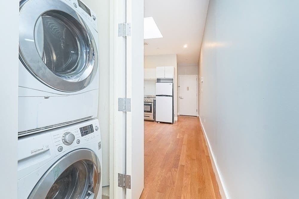 1100 Dekalb Avenue #1R, Brooklyn, NY 11221 1