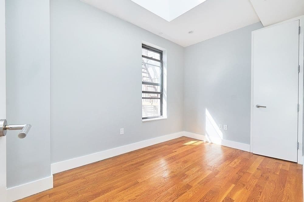 1100 Dekalb Avenue #1R, Brooklyn, NY 11221 3