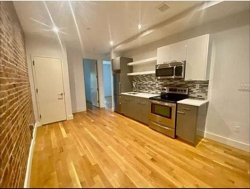 125 Lefferts Place #3, Brooklyn, NY 11238 1