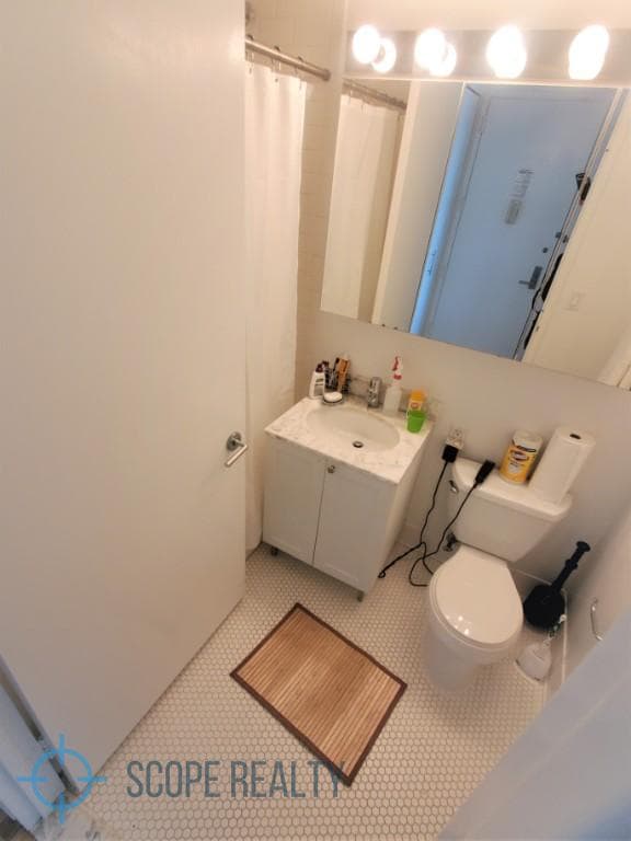 505W37 505 West 37 Street #2706, Manhattan, NY 10018 8