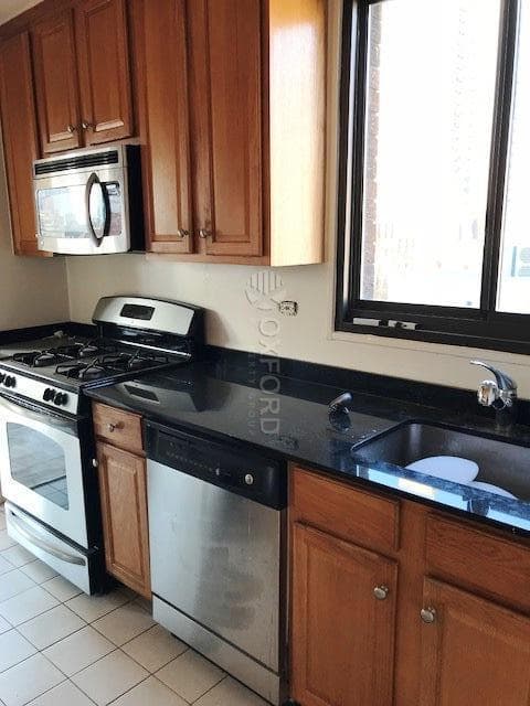 351 East 84 Street #6e, Manhattan, NY 10028 8
