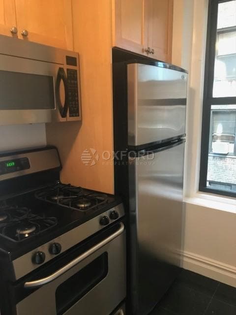 147 West 79 Street #2D, Manhattan, NY 10024 7