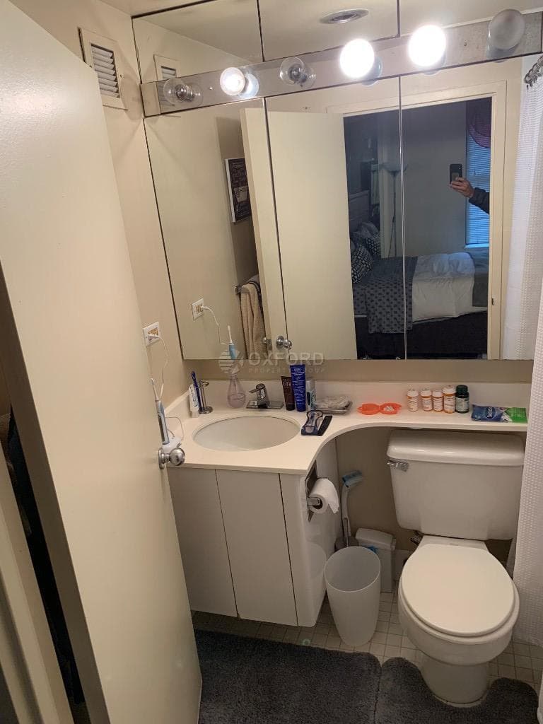 Executive Plaza 150 West 51 Street #2003, Manhattan, NY 10019 10