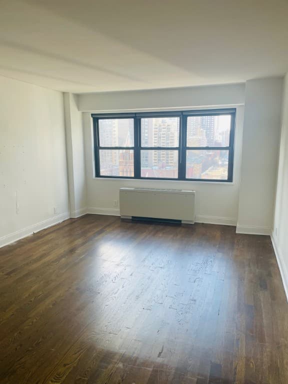 401 East 88 Street #15C, Manhattan, NY 10128 3