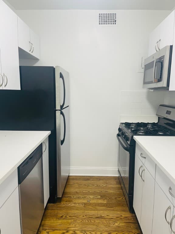 401 East 88 Street #15C, Manhattan, NY 10128 6