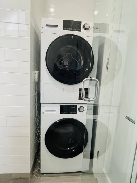 912 7 Avenue #12A, Manhattan, NY 10019 14