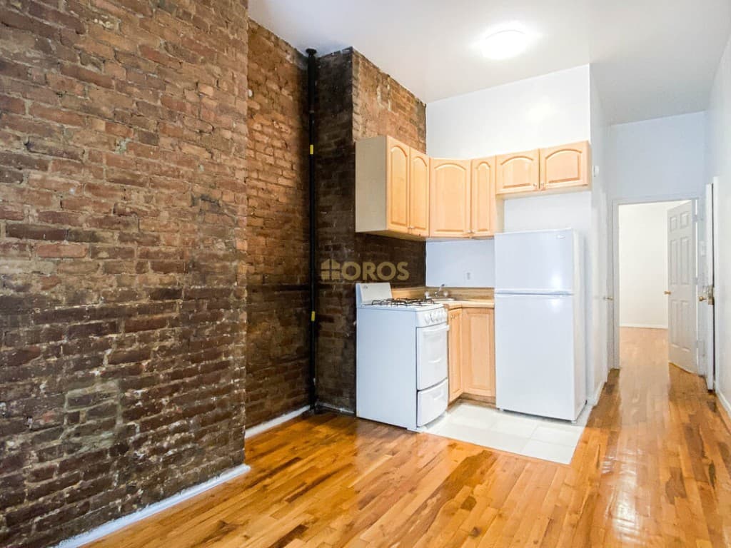 217 East 10 Street #2, Manhattan, NY 10003 2