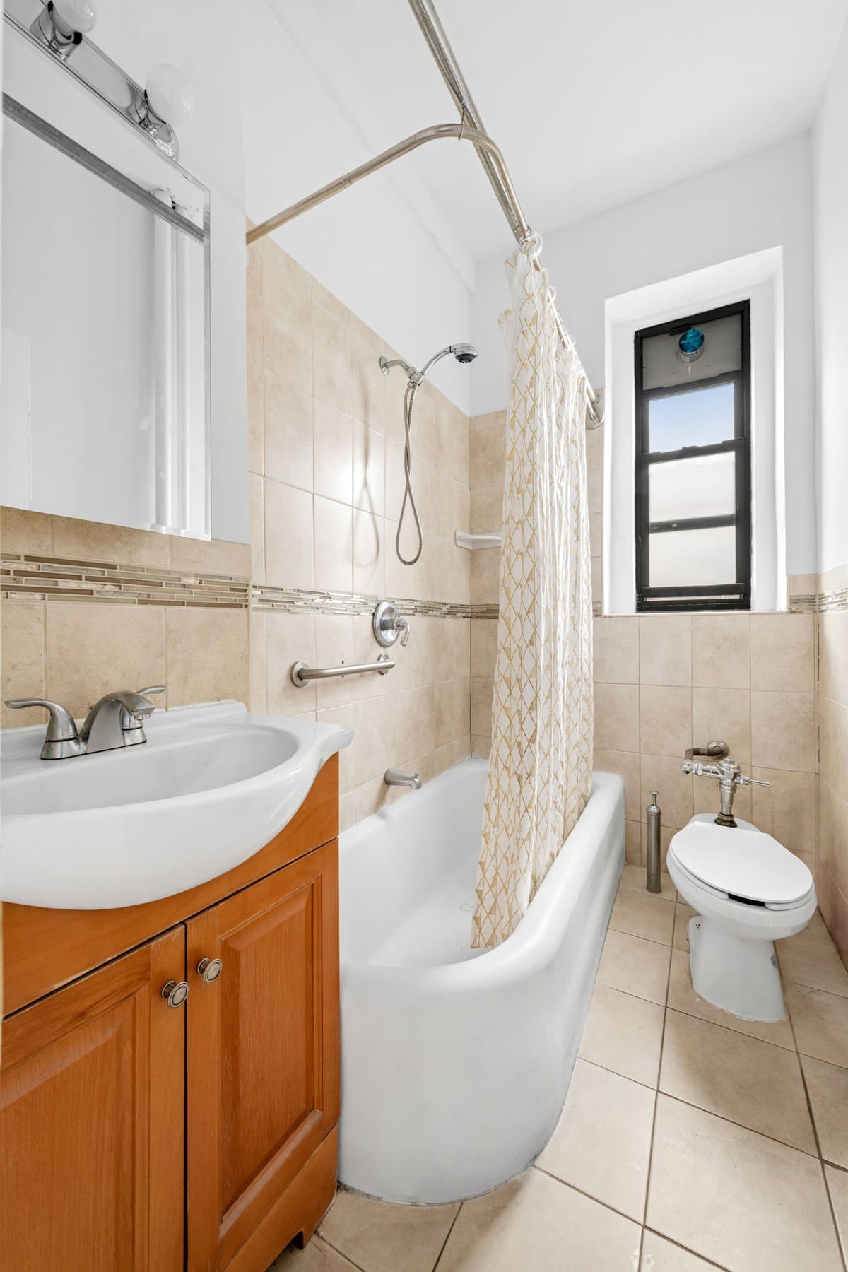 7002 Ridge Boulevard #A8, Brooklyn, NY 11209 5