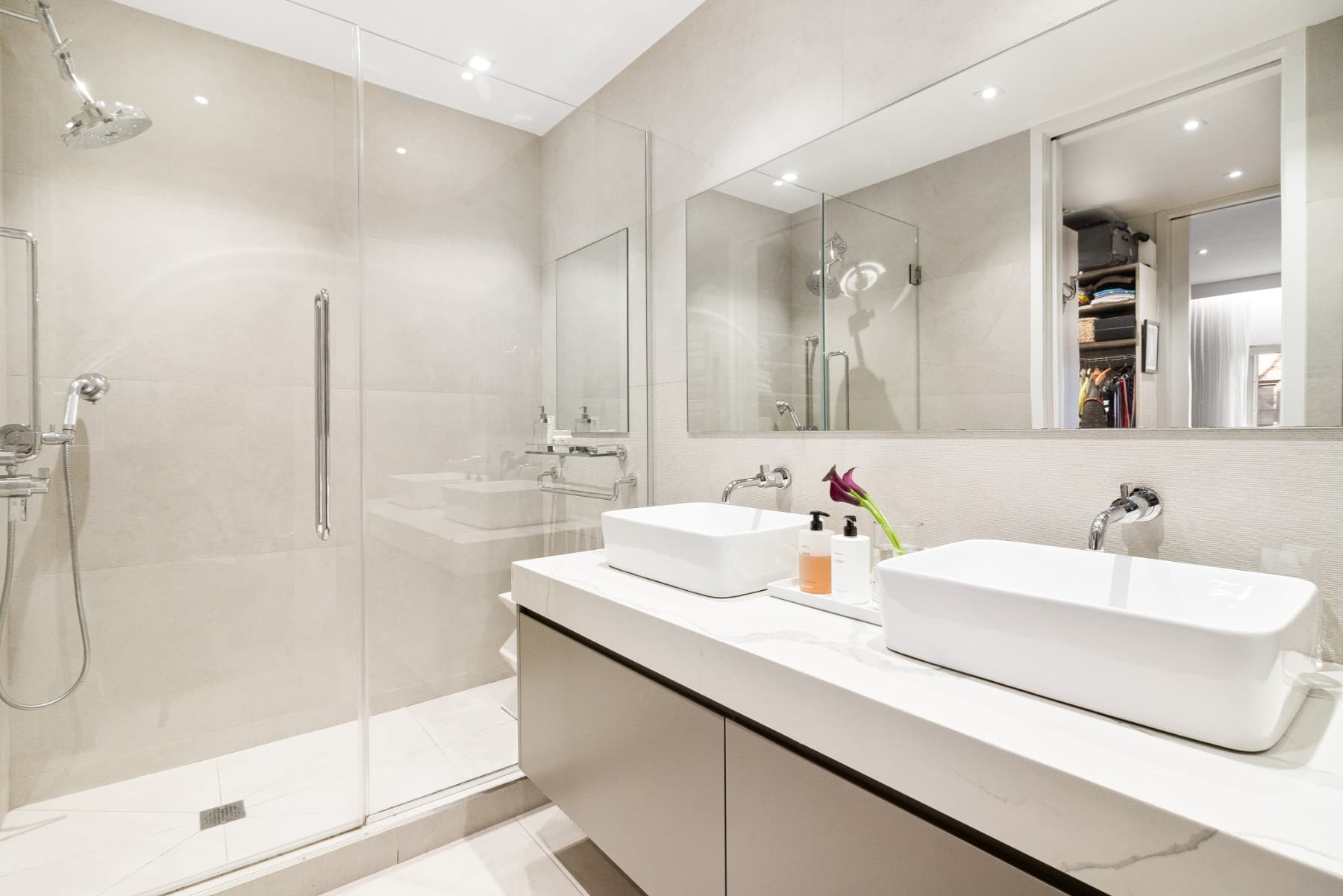 347 West 22 Street #4, Manhattan, NY 10011 - Image 17