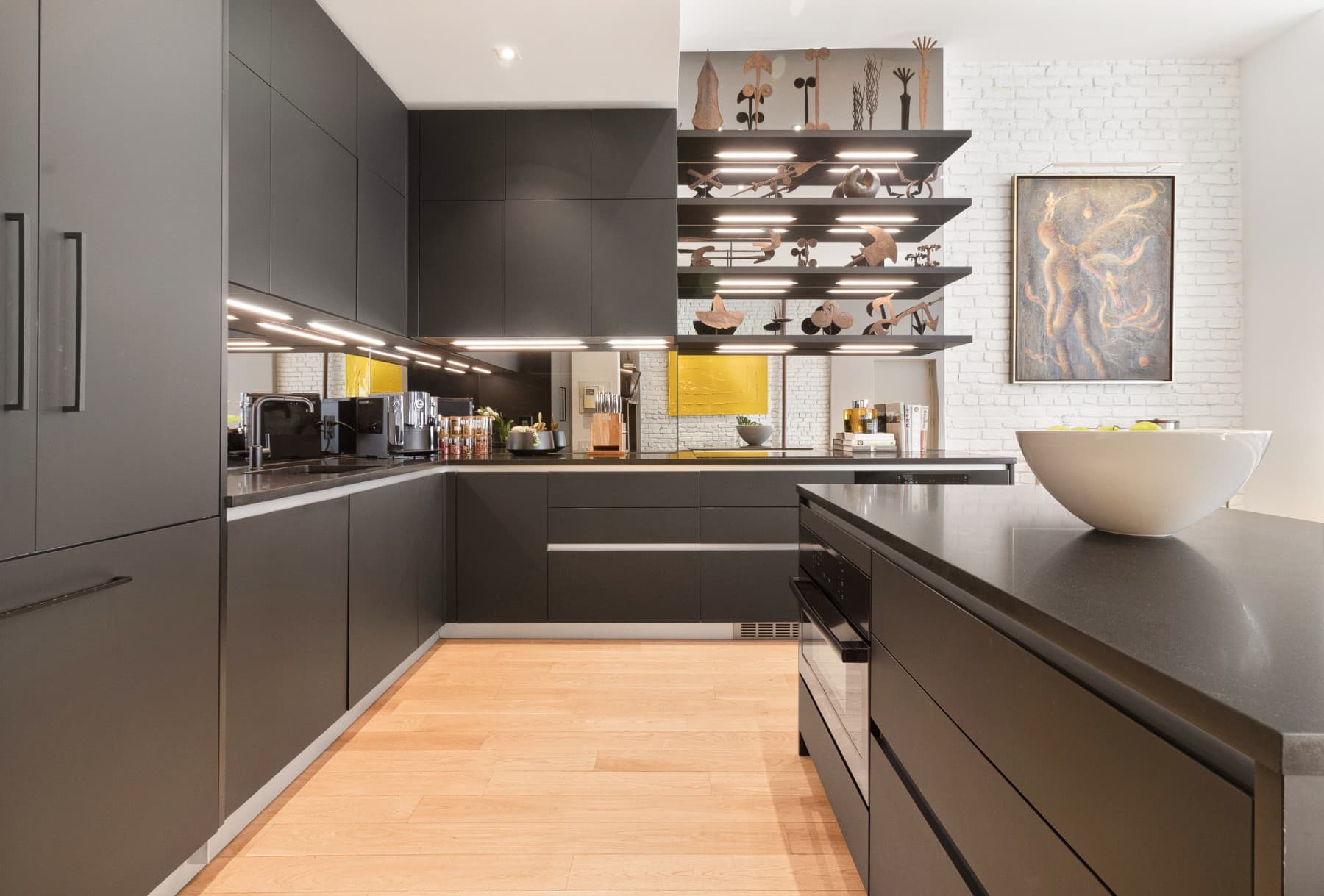 347 West 22 Street #4, Manhattan, NY 10011 - Image 7