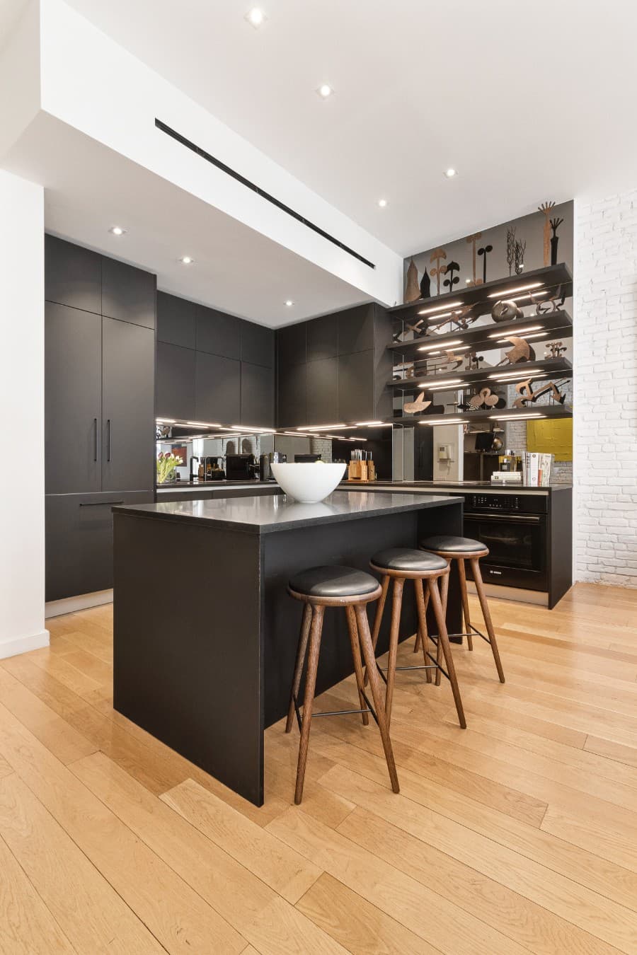 347 West 22 Street #4, Manhattan, NY 10011 - Image 10