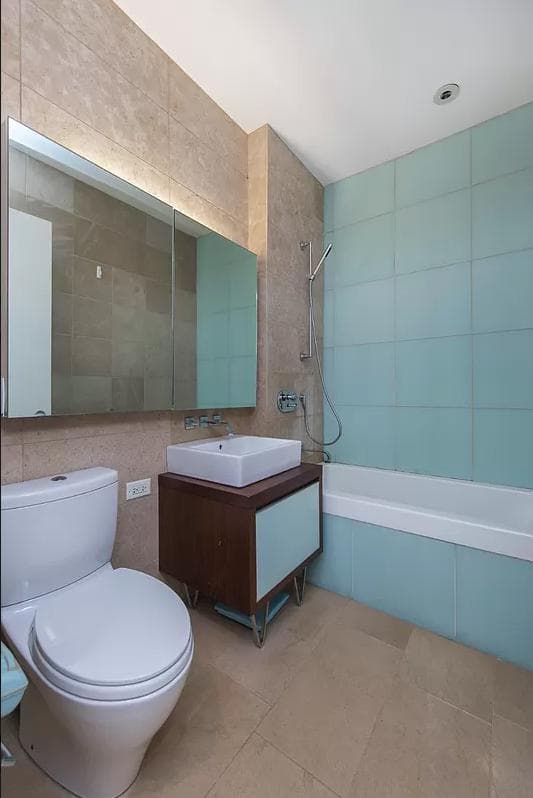 756 8 Avenue #302, Manhattan, NY 10036 3