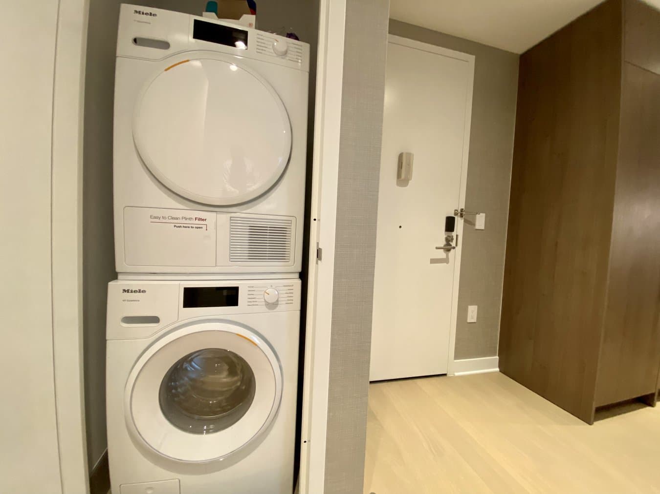 451 10 Avenue #16L, Manhattan, NY 10018 12